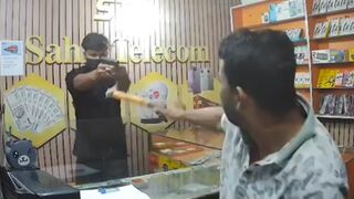 Armed Robbers Shoots Money Transfer Store Owner During Heist