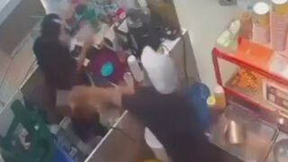 Woman Attacked With Boiling Oil During Argument With Co0-Worker in Thailand