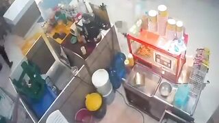 Woman Attacked With Boiling Oil During Argument With Co0-Worker in Thailand
