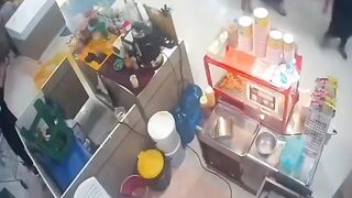 Woman Attacked With Boiling Oil During Argument With Co0-Worker in Thailand