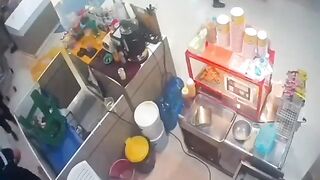 Woman Attacked With Boiling Oil During Argument With Co0-Worker in Thailand