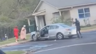 Alabama man killed, police officer injured in exchange of gunfire during traffic stop