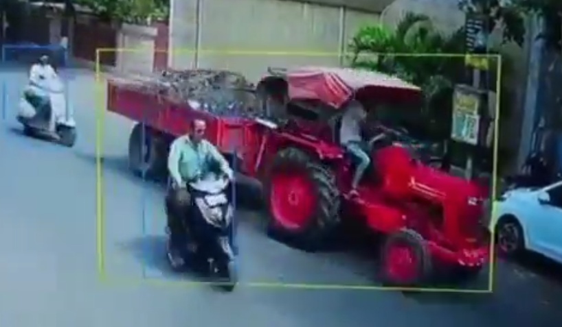 High-Speed Car Crashes Into Scooter, Driver Flees Leaving Rider Seriously Injured