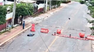 Motorcyclist Dies After Crashing into Steel Cable Stretched Across Street
