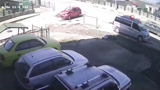 Horrifying CCTV Captures 25-Year-Old Motorcyclist’s Instant Death in Brutal Car Crash