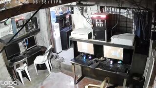 Young Man Stabbed Multiple Times While Playing Games in Internet Cafe