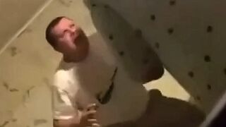 Russian man has a seizure of "Delirium Tremens"