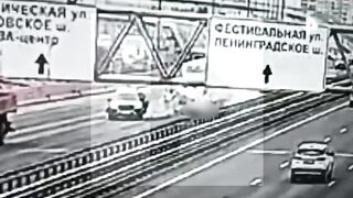 Fatal accident on the Moscow highway (2 views)