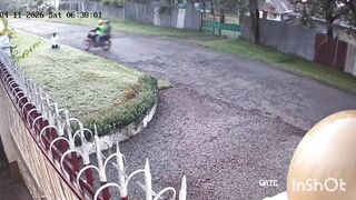 Motorcycle Thugs Strike Pedestrian with Iron Bar in Chilling Robbery