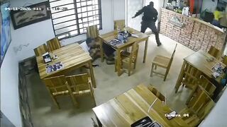 Female Police Officer Fatally Shoots Career Criminal During Restaurant Robbery
