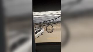 3 Suspects Dead,One Officer Killed After Armed Confrontation (New Angle)