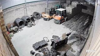 Cutting Giant Steel Rope Goes Horribly Wrong