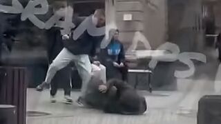 Drunk men beat man and opened fire in downtown Vladivostok