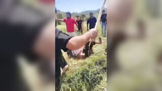 Drug Addict Who Murdered A Student caught And Clubbed By Locals