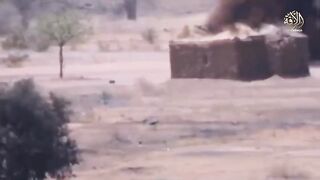 Niger Army Truck Carrying Dozens Of Soldiers Blown Up By IED