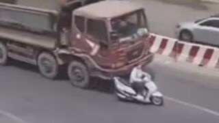 Instant Death Under The Truck Wheels