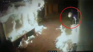 Miscreants Catch Fire While Setting House Ablaze In Ujjain