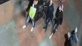 Gang of Thieves Brutally Beats Young Man to Steal His Bike and Belongings
