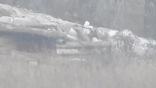 Sniper shot interrupts UA soldier's phone conversation