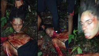 Classic:Woman With Breasts Exposed Gets Beheaded