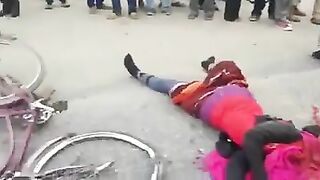 Classic:Girls heart ejected during accident and still beating