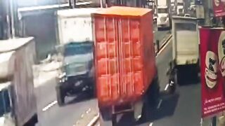 Motorcyclist Gets Crushed By Truck In Guatemala