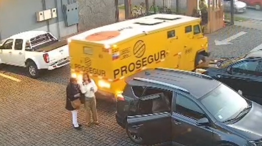 Armored Cash Truck Reverses and Crushes Two Women in Mall Parking Lot