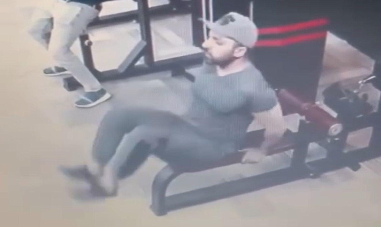 Young Shopkeeper Dies of Sudden Heart Attack While Working Out in Gym