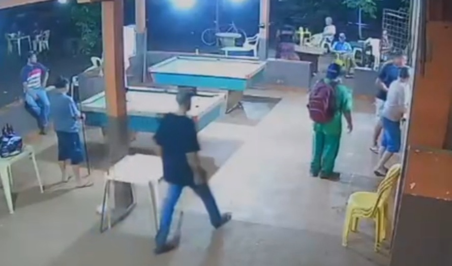 Death Finally Claims the 60-Year-Old Man with One Deadly Blow from a Meat Cleaver