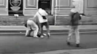 Mass brawl near liquor store