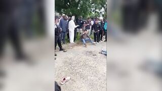 Road Rage Attack in Johannesburg Suburb Leaves Husband Dead and Wife Injured (Full)