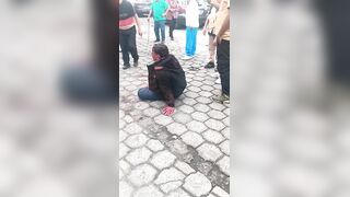 In Ecuador Bus Passengers Took Justice IN Their Hands