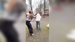 Russian girl brutally beats up classmate