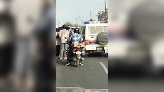 Three Dudes Without Helmets Filmed Crashing Into The Truck {Extended}