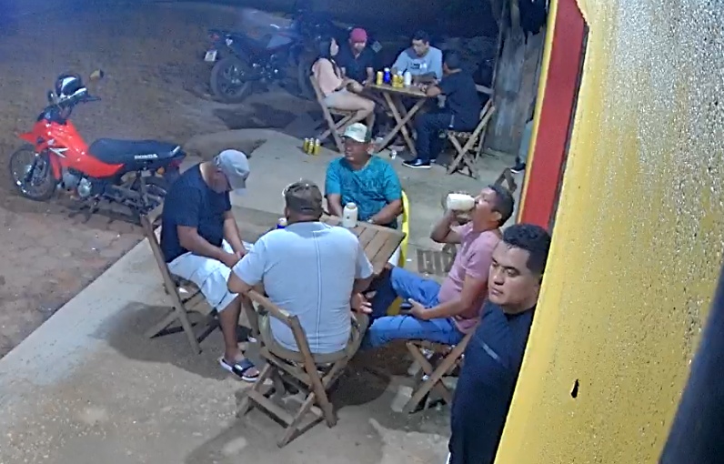 One Last Toast Before the Storm – Sicario Executes the Target in a Hail of Gunfire