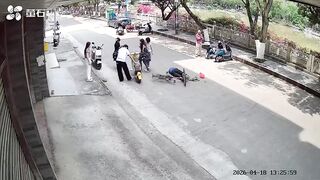 Old Man Dies After Falling From Bicycle On The Road Head First