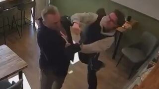 UK: Man walks into a shop and stabs the person sat down