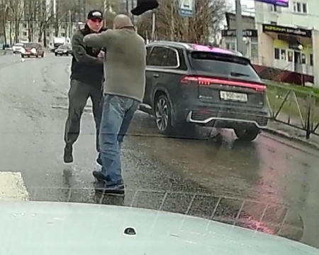 Conflict and attack at pedestrian crossing, Ryazan