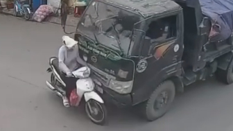 Should Slow Down Before The Intersection