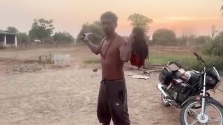 Sicko Beheads Wife, Travels With Her Head In The Bag (another angle)