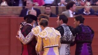 Peruvian bullfighter Andrés Roca Rey suffers serious goring in Seville