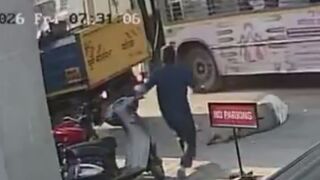 Sanitation Worker Falls Off A Garbage Truck , Seriously Injured