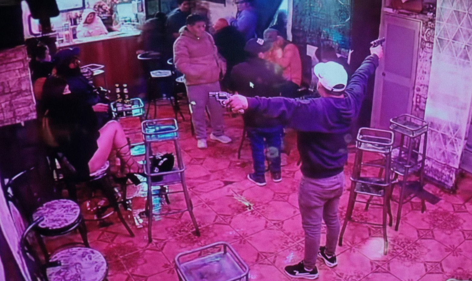 Intoxicated Man Enters Nightclub Armed with Dual Pistols, Threatens Crowd & Kills One