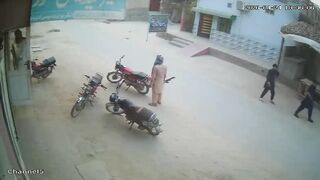 Gunmen Storm Pharmacy in Broad Daylight, Blast Victim with Bullets Over Old Rivalry