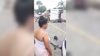 Driver Dies In Head On Collision With A Garbage truck In Dominican Republic