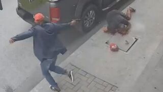 Ruthless Broad Daylight Murder In Ecuador (CCTV+Aftermath)