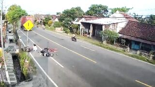 She Never Stood a Chance: Truck Flattens Female Biker Instantly