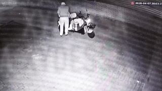 Ukrainian mobilizers beat, kidnap, and rob a delivery.