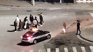 Couple Get Into A Fight With An Entire Army Of Opps