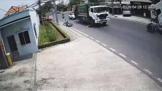 Sucks To Get Killed By A Garbage Truck